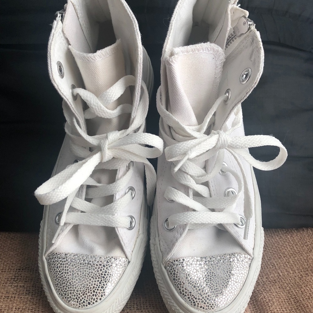 Converse All Star Hightop White Sneaker with Metallic Accents